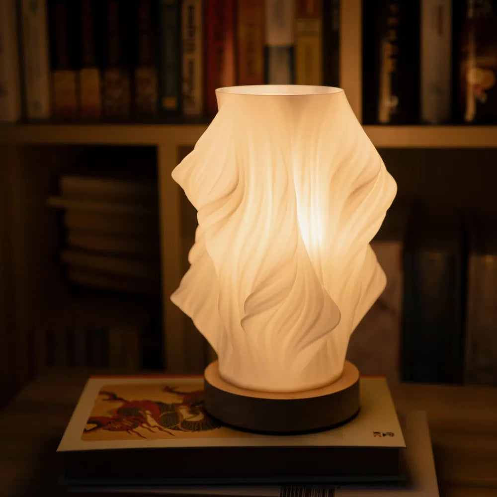 Moderne wellenförmige Lampe