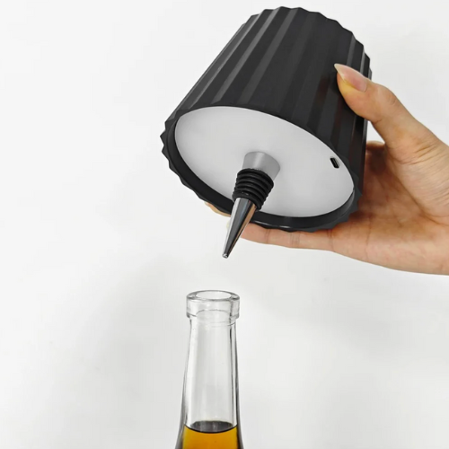 Kabellose gerippte Flaschenleuchte