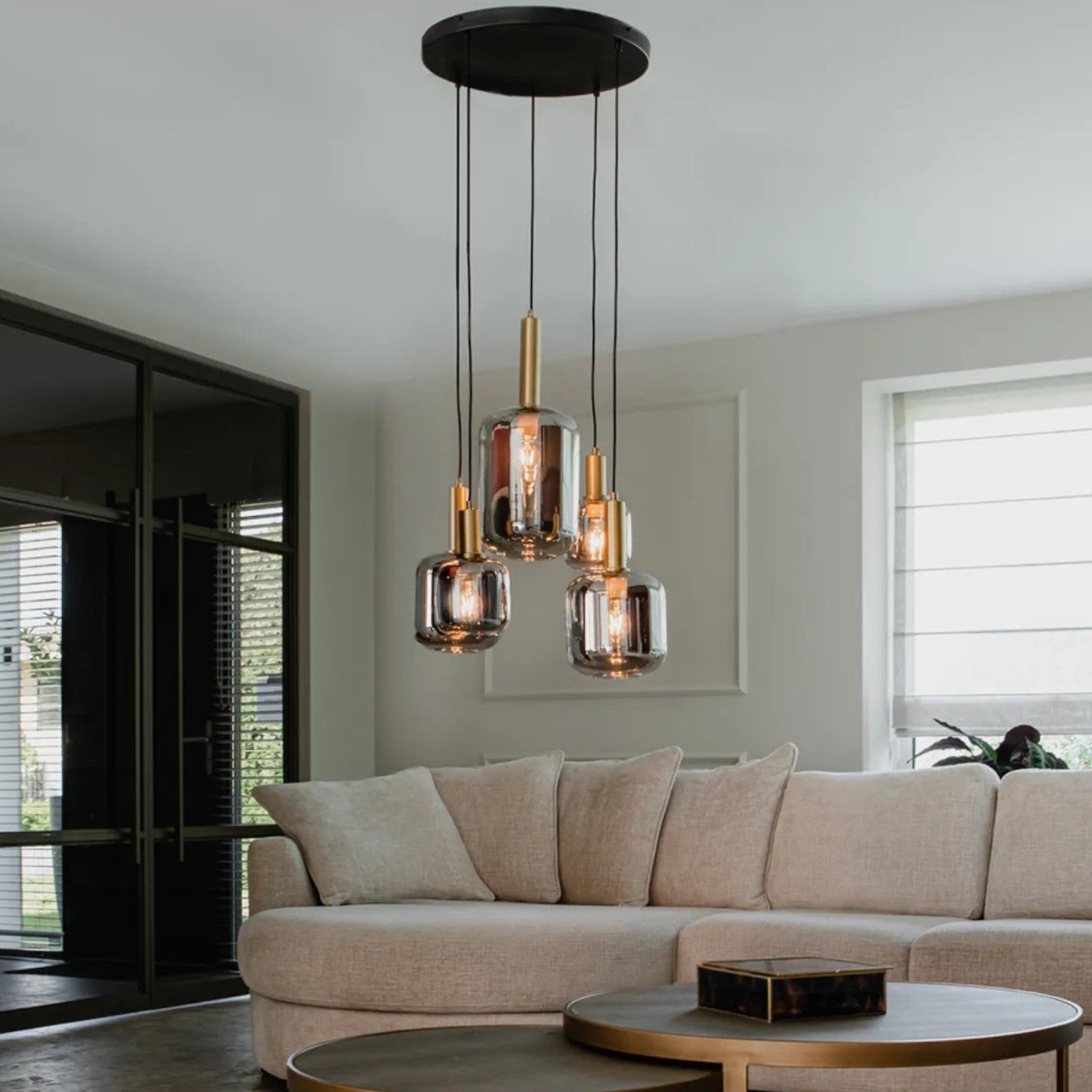 Moderne Glas-Deckenleuchte mit 5 Lichtquellen