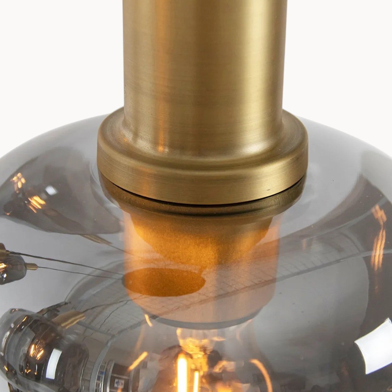 Moderne Glas-Deckenleuchte mit 5 Lichtquellen