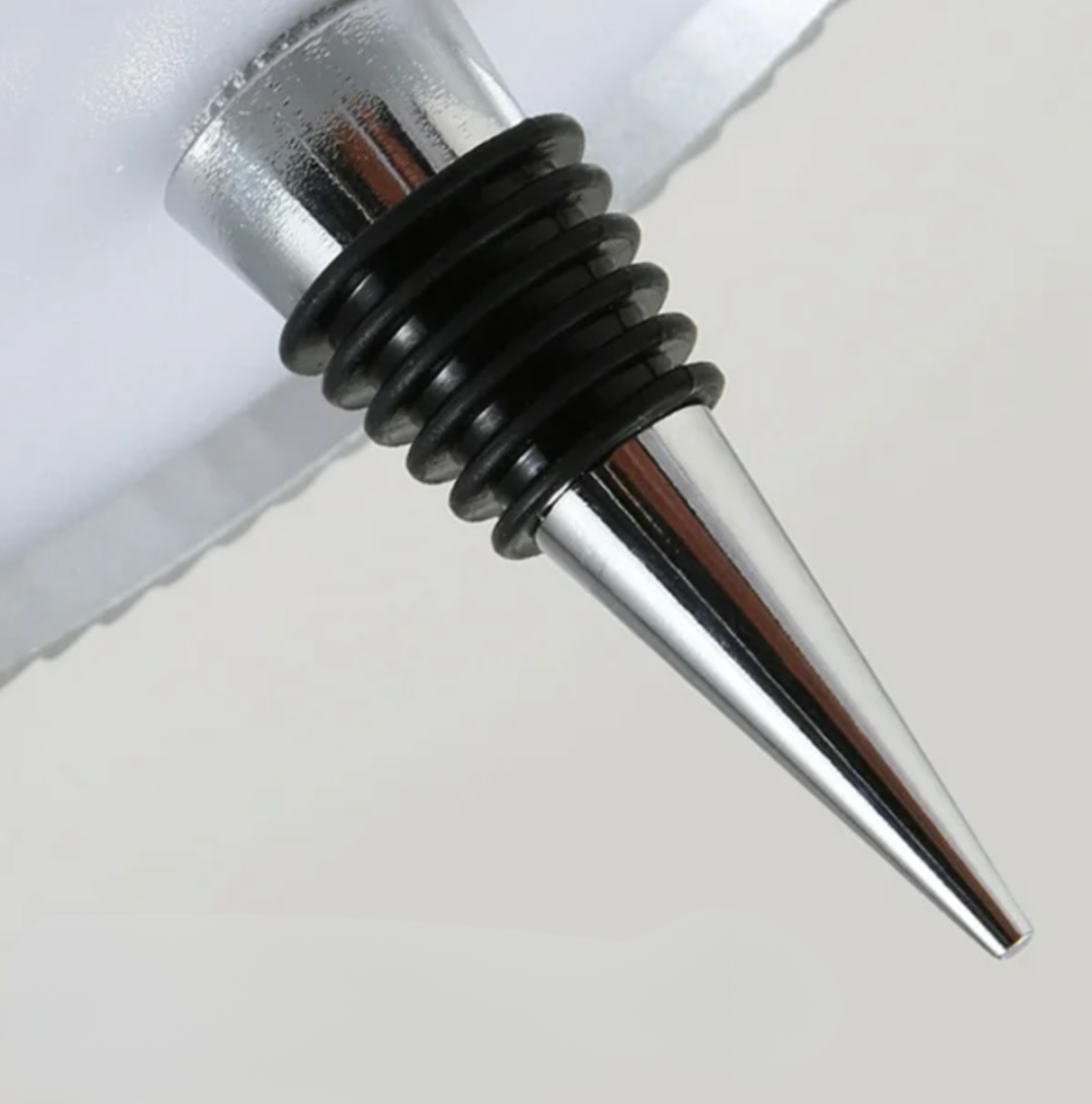 Kabellose gerippte Flaschenleuchte